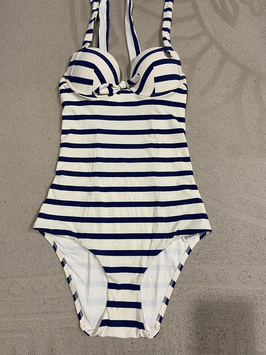 Бански 146/152