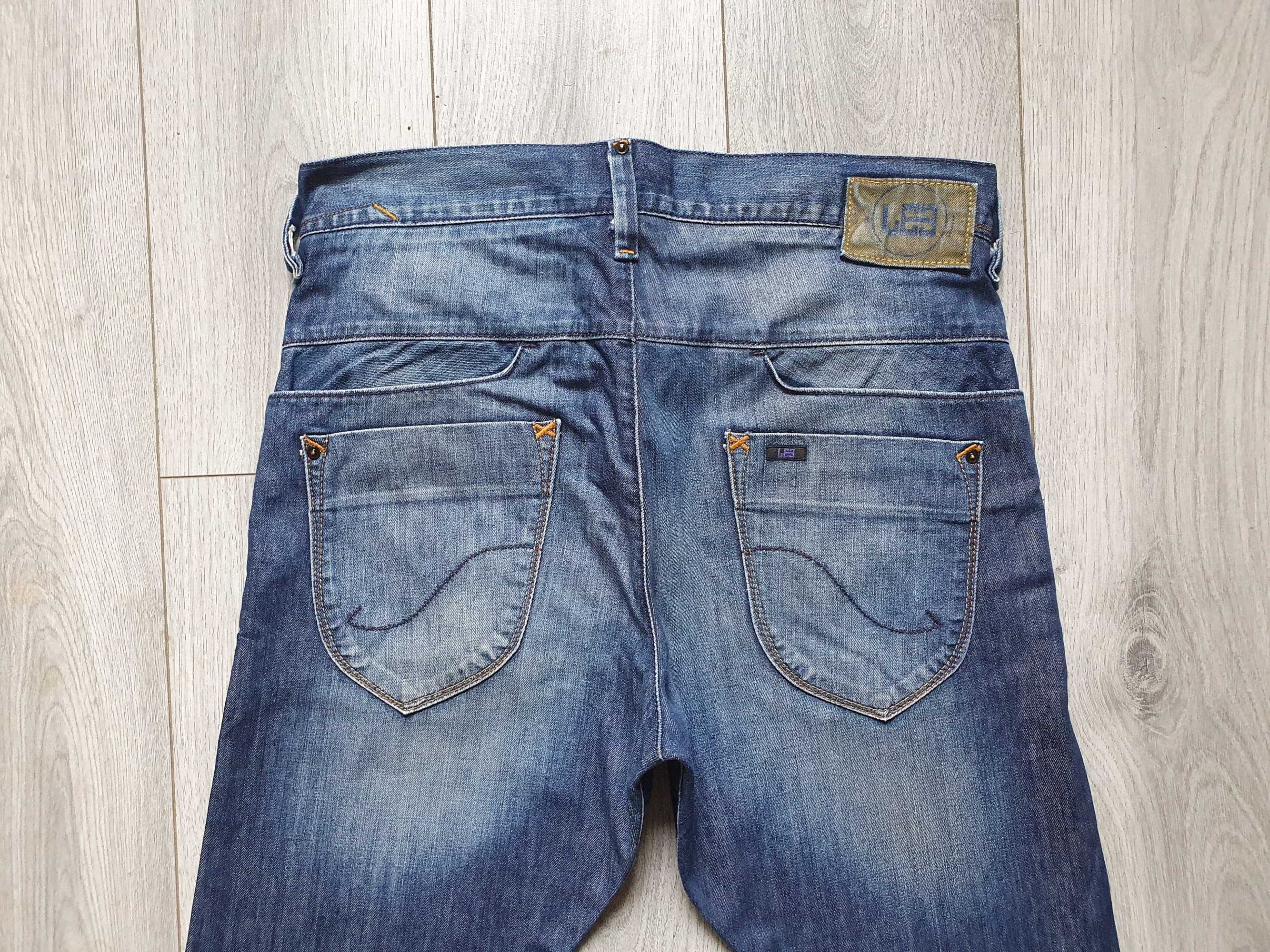 Blugi LEE "Parker" Tapered Fit - Marimea W32 L34 (Talie 93 cm)