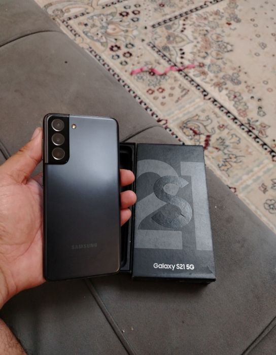 Samsung galaxy S21. 5G.