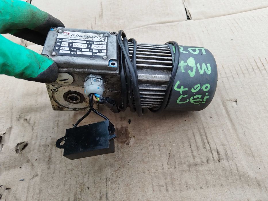Motor electric cu reductor cazan povarna