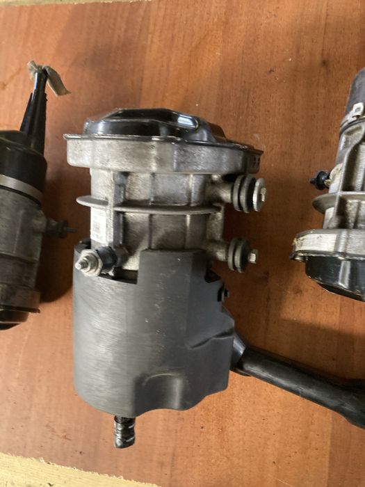 Peugeot 308 1.6 hdi 2008 година Ел Хидравлична Помпа