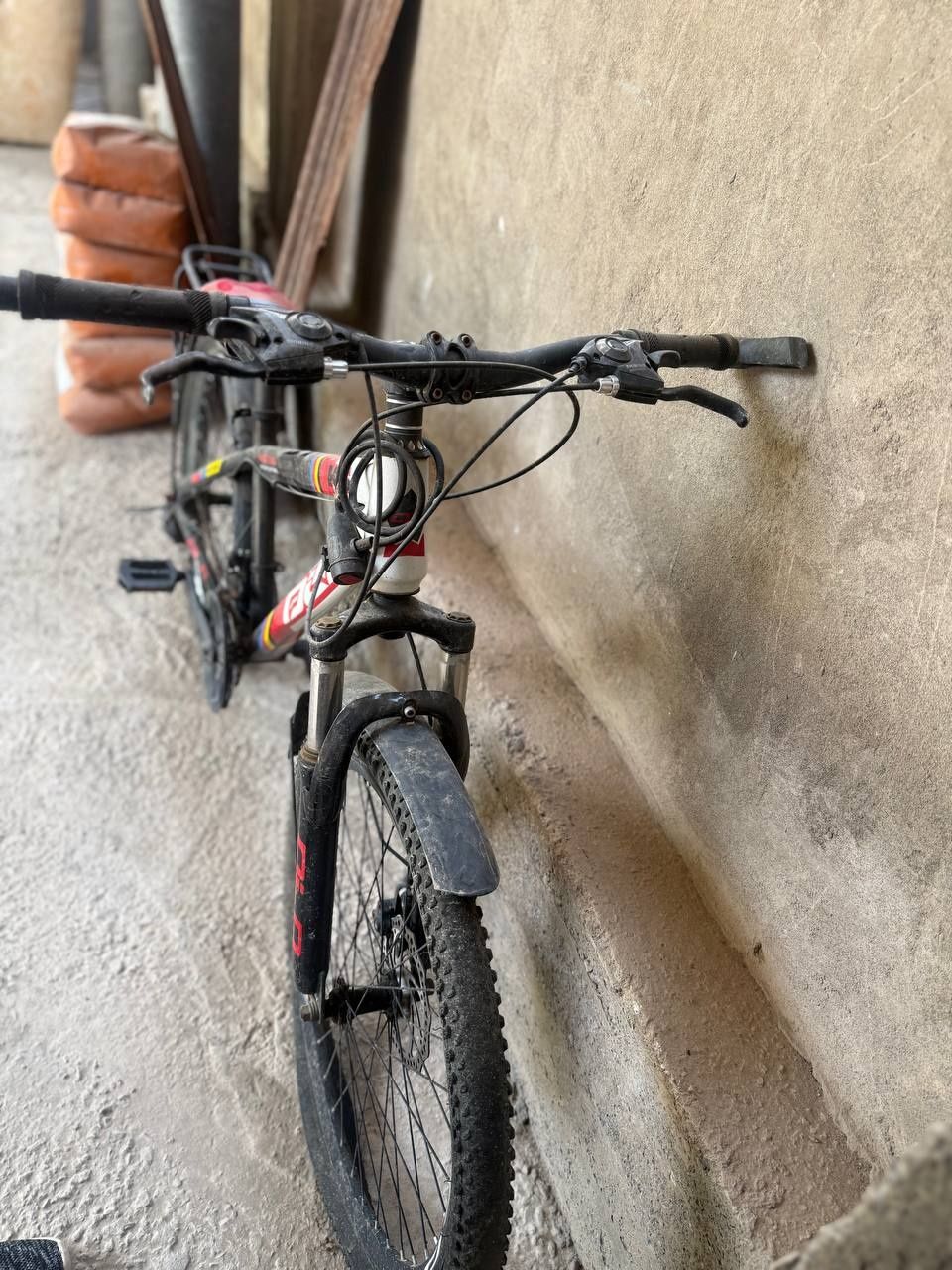 Velosaped sotilad srochno