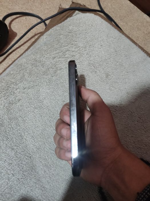 Iphone 12 pro sastayena yaxwi sarapenalar yuq 70 yumks