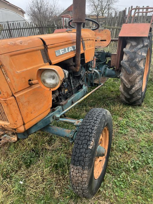 Tractor fiat 445
