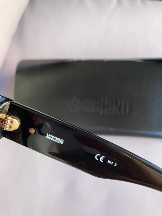 Ochelari de soare Moschino