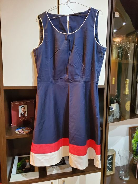 Rochie Tommy Hilfiger mar M