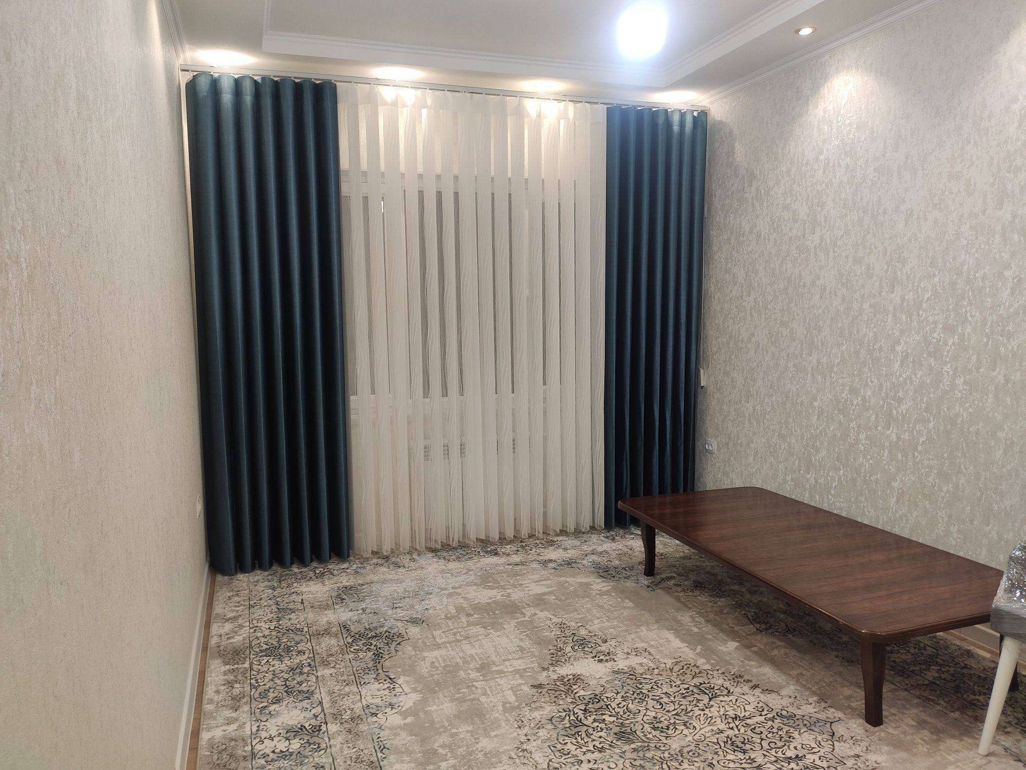 Продается квартира 4/6/9. Балкон 2х6. Сергели-5