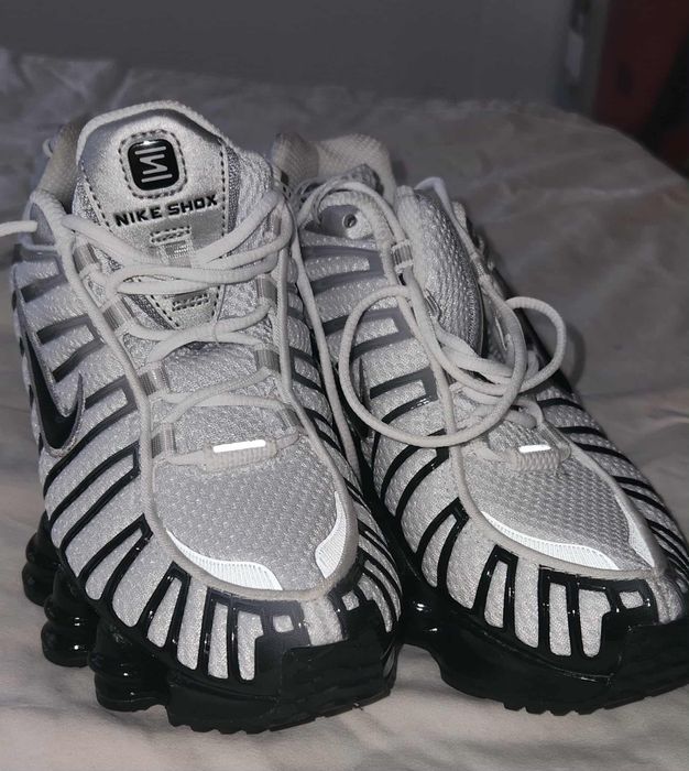 Shox noi nr 37,5