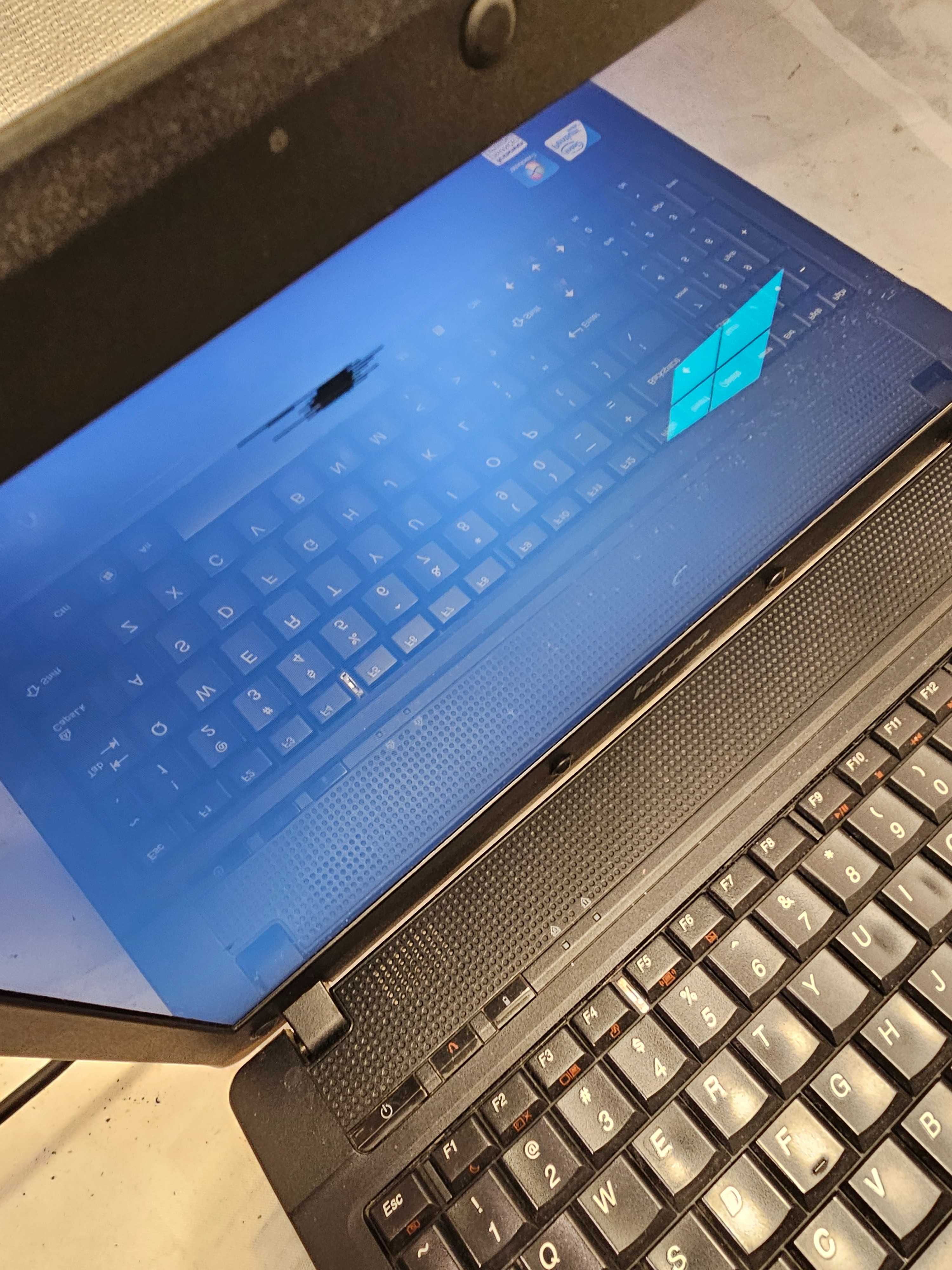 Display defect Laptop Lenovo G560