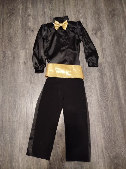 Костюм концертный 7-8 лет