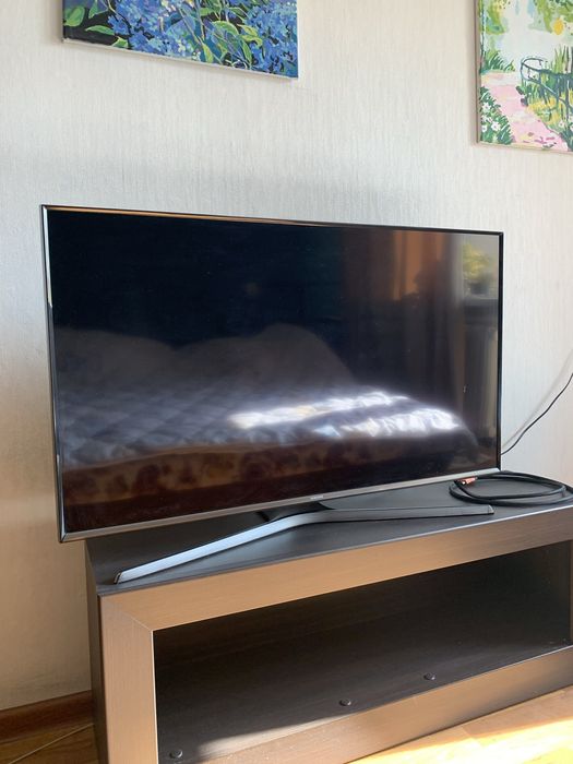 Телевизор Samsung UE40J5600AU — 40”, Full HD Smart TV