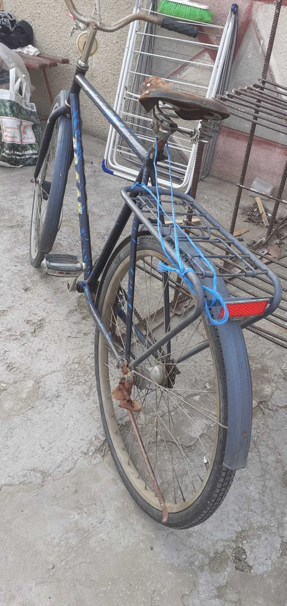 De vânzare bicicleta