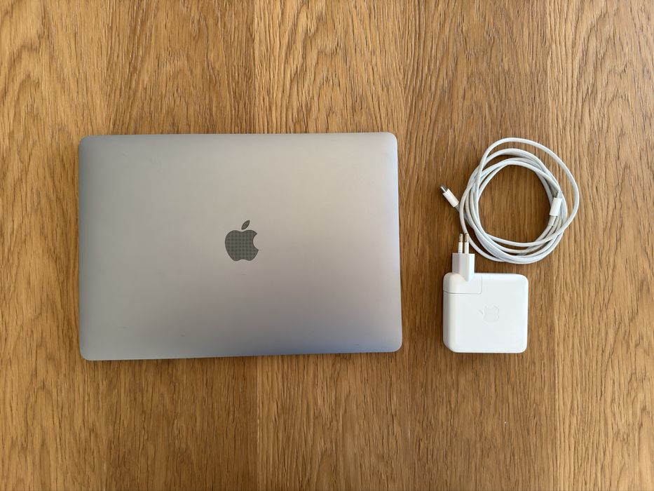 MacBook Pro 13-inch 2018, 2,3GHz, 16GB RAM, 256GB A1989