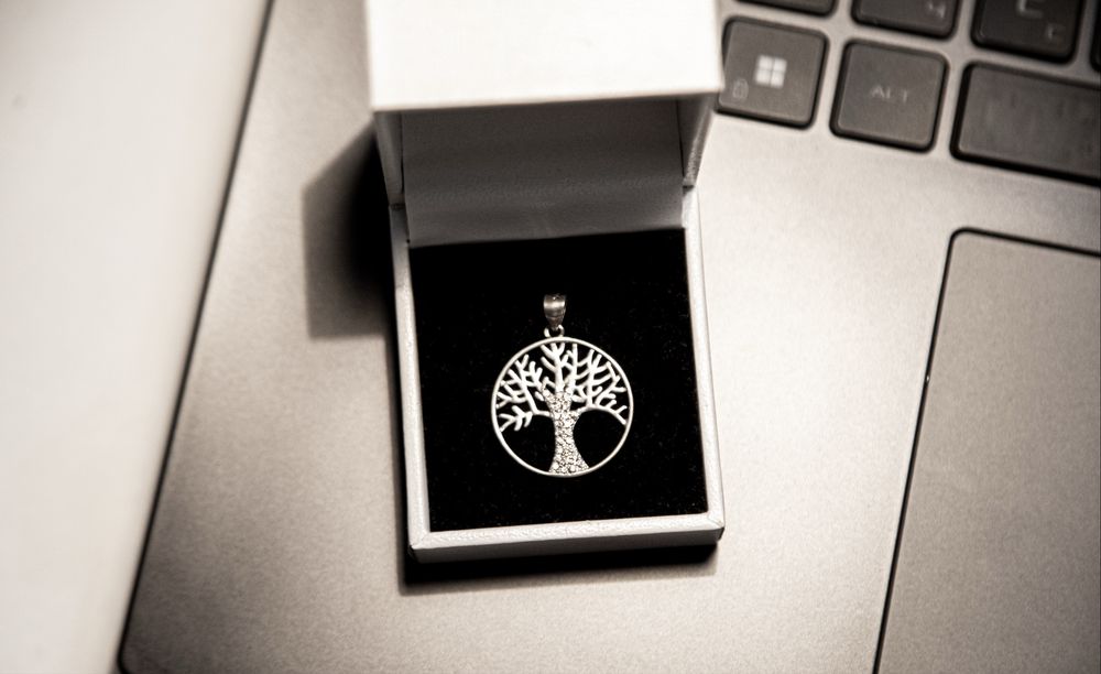 Кулон подвеска серебряная с фианитами