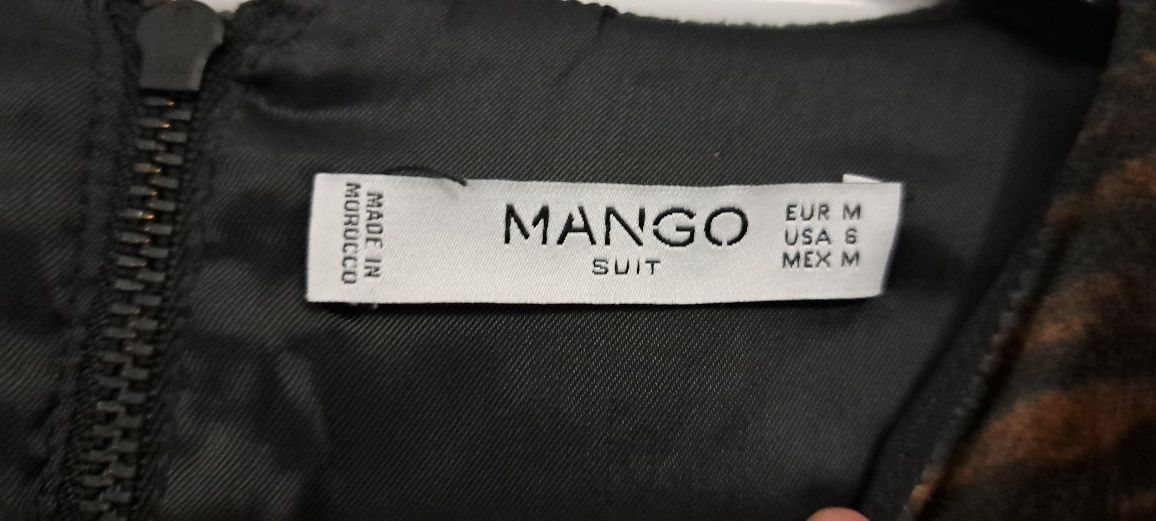 Vând rochie Mango