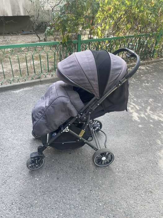 Детская каляска,велик каляска и самакат все за 15к