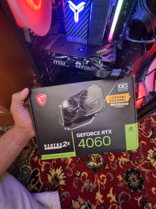 RTX4060 8GB. msi