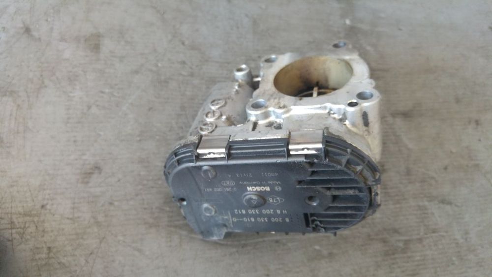 Clapeta acceleratie renault trafic 2 2.0 dci m9r 8200330810--d h8200330812 0281002681