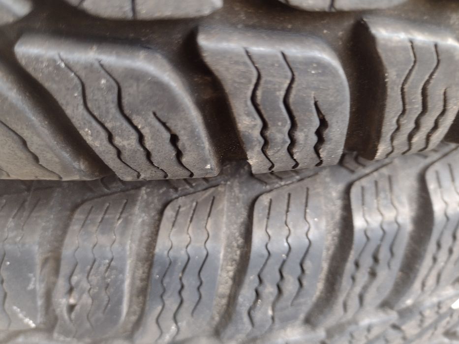 Зимни 4бр.185/70/14 Кели дот2121