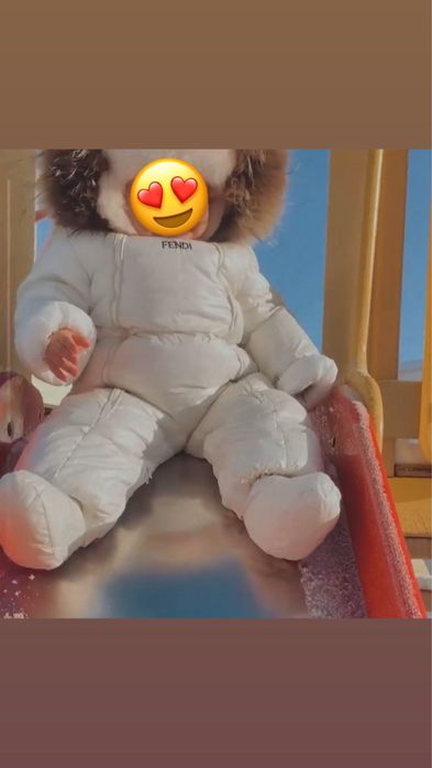 Продам детский зимний комбинезон