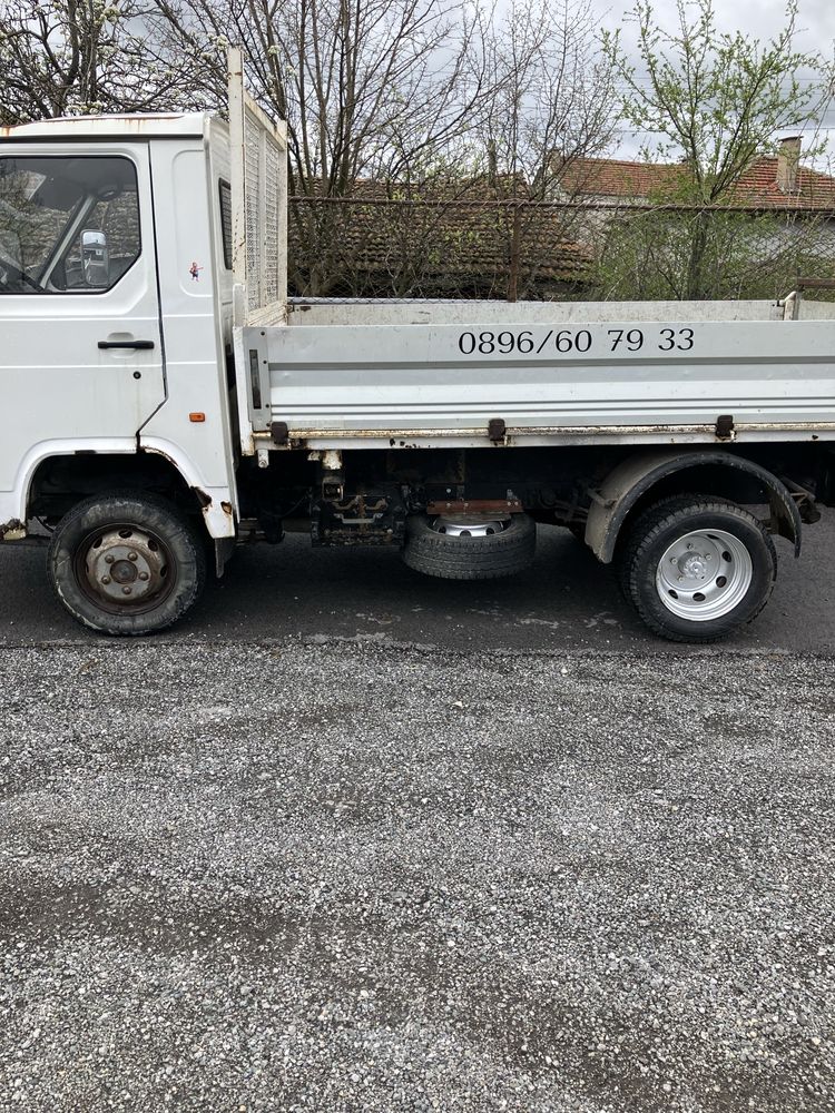 Nissan Trade 100