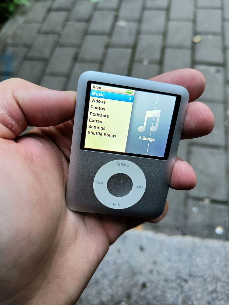 Ipod nano 3rd gen, 4gb