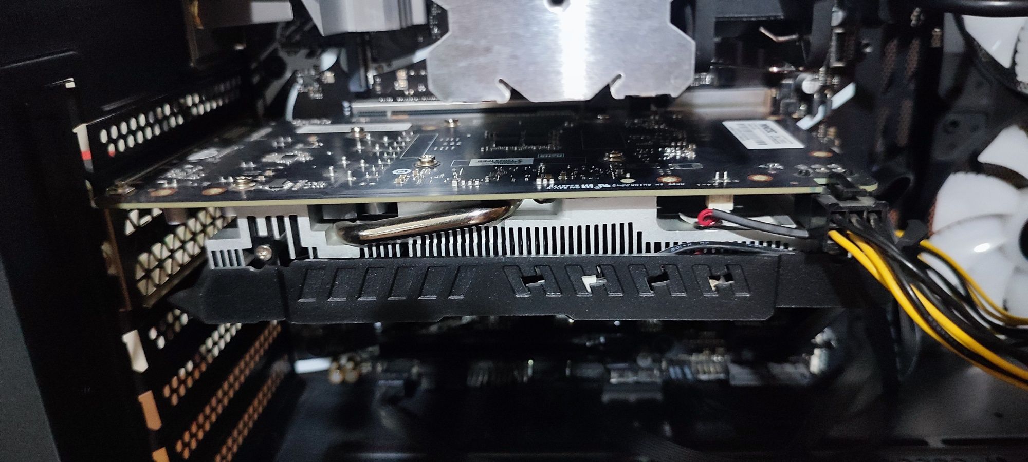 Gtx 1650 б/у в отличном состоянии