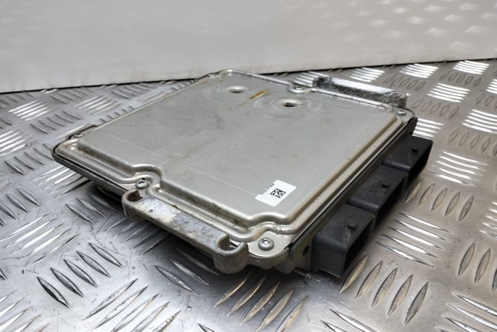 Calculator Motor Bosch ECU 2.0 DCI 0281014646 / 1039S25902 / 82007268