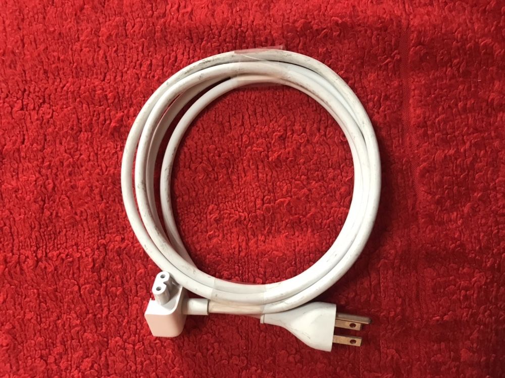 Cablu prelungitor original apple macbook ipad cablu 2.5A 125V