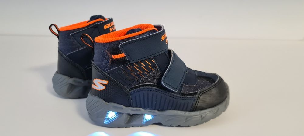 Vand ghete iarna Skechers  marimea 22