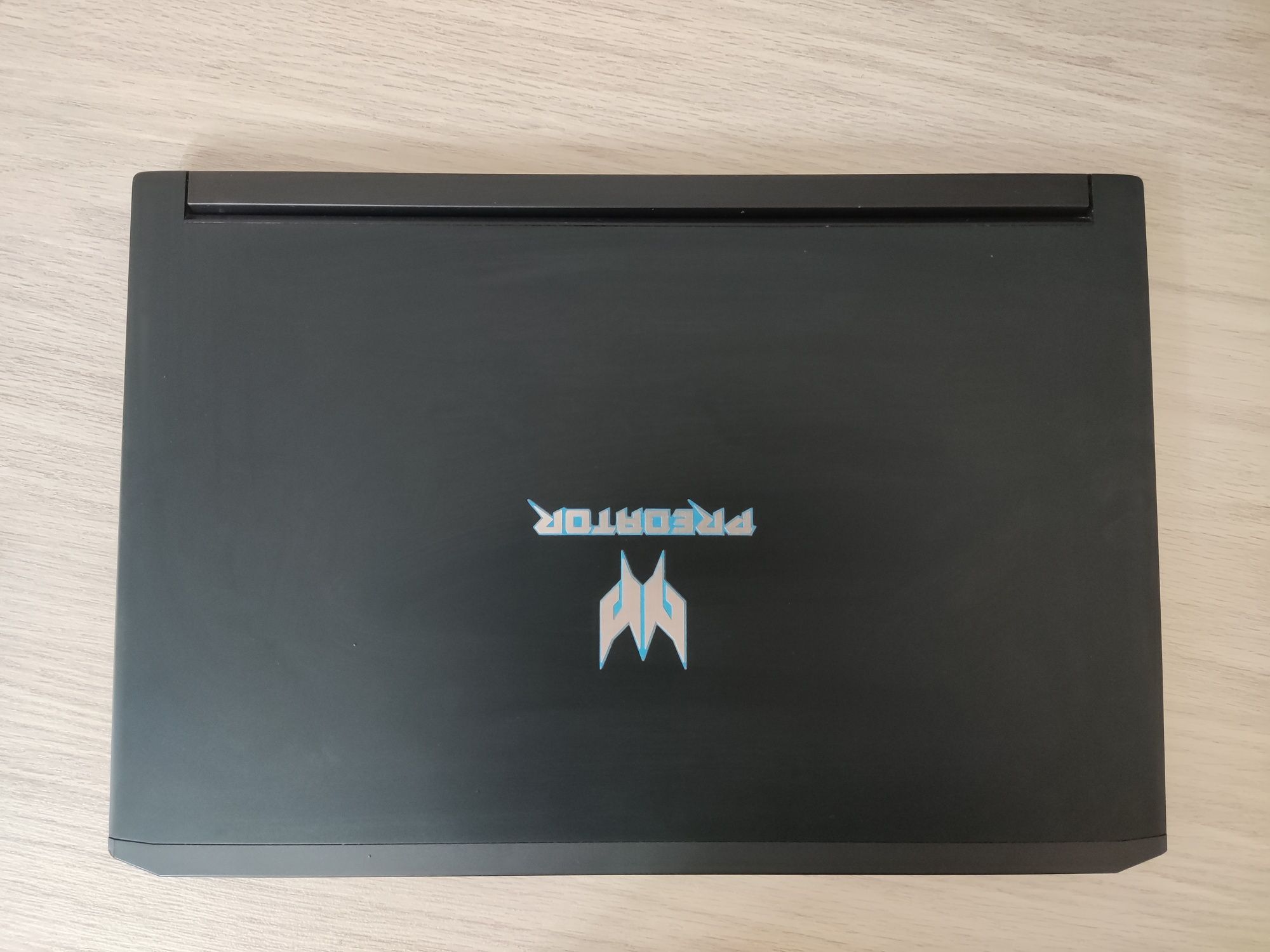 Acer Predator Triton 700