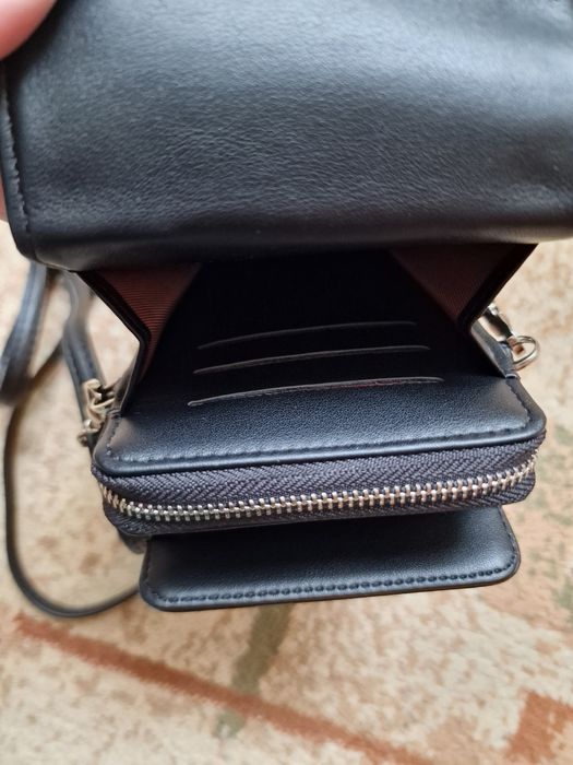 Дамска чанта чисто нова