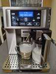 Espressor DeLonghi PrimaDonna Avant,
