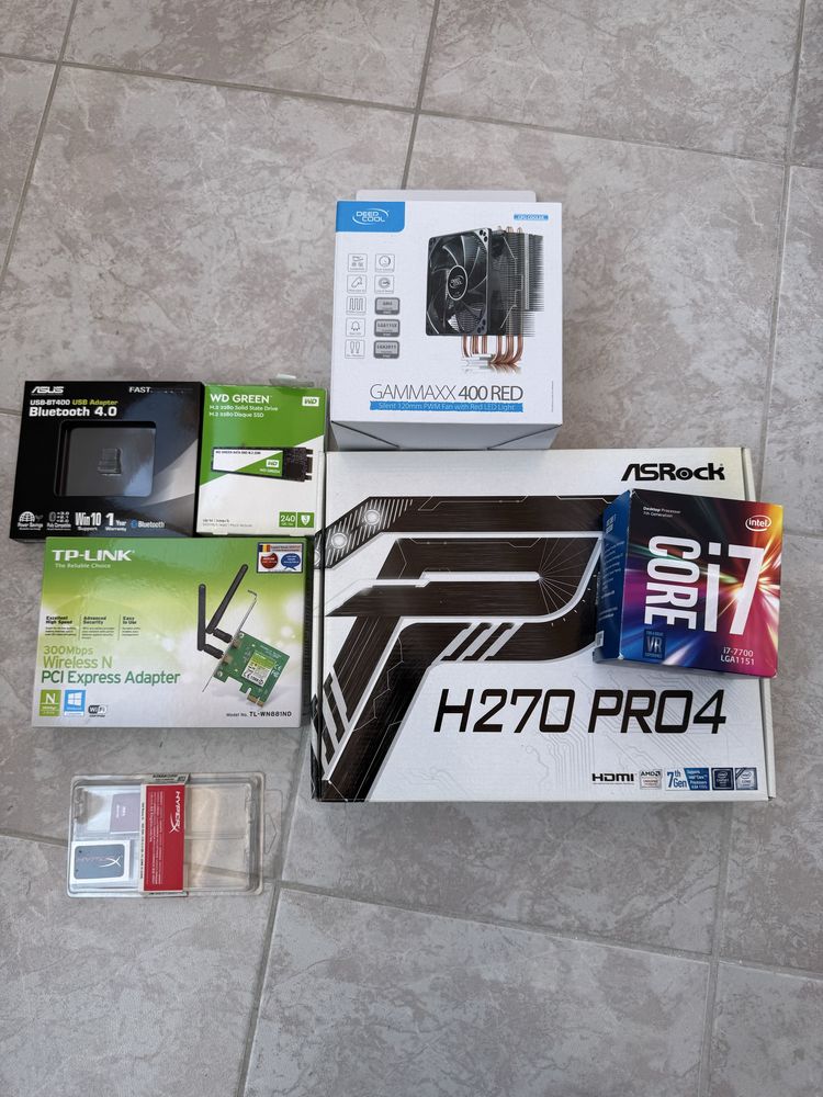 ASRock Intel I7 7700 Kingston DDR4