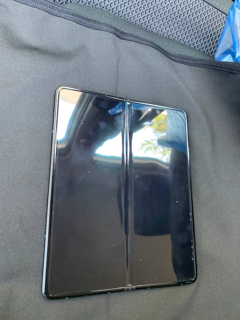 Samsung Galaxy Fold 3/256g