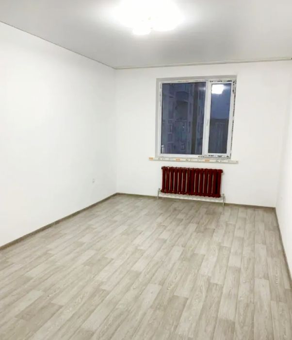 продам 3-х ком. 90кв. 8мкр. 5-этаж