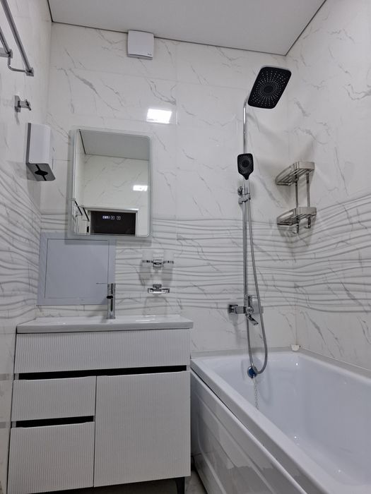 Сдаётся в аренду 3 комнатная квартира с новым евро ремонтом в  центре