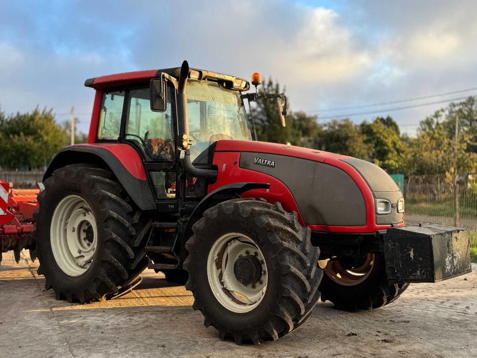 Tractor Valtra T180