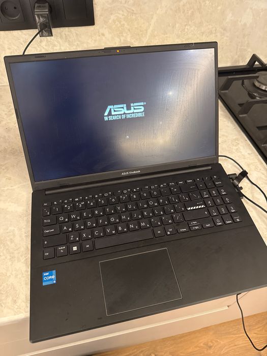 Продам ноутбук ASUS Vivobook Go 15 E1504GA
