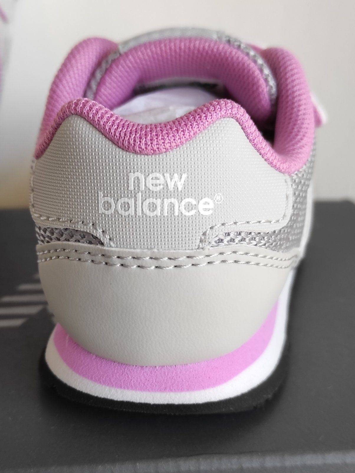New balance нови детски маратонки, размер 6