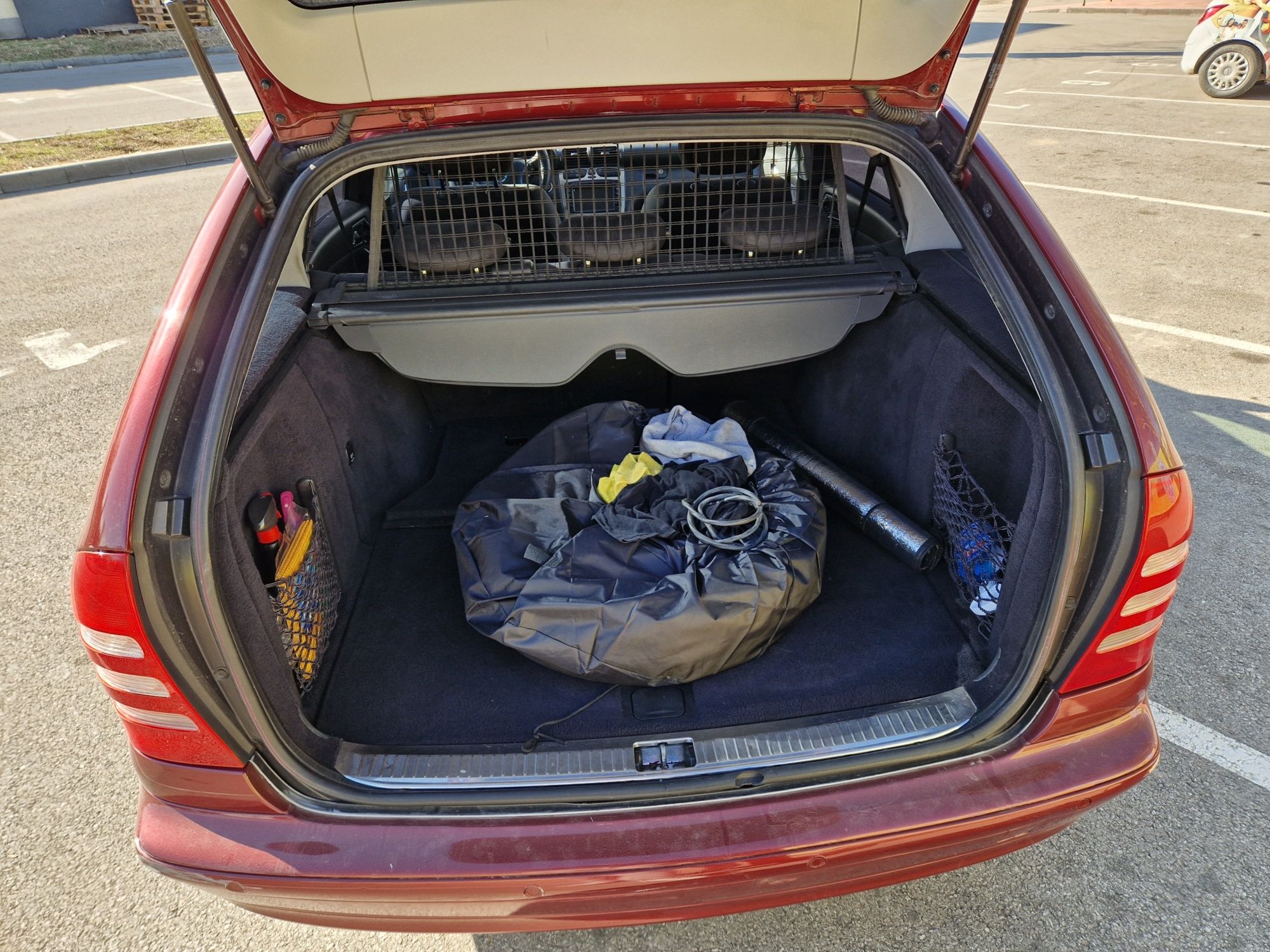Mercedes C-class 2003 gaz benzin avtomatic
