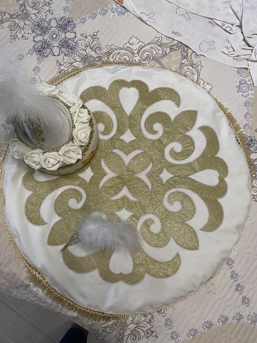 Саукеле-шкатулка, корпеше, үкі.