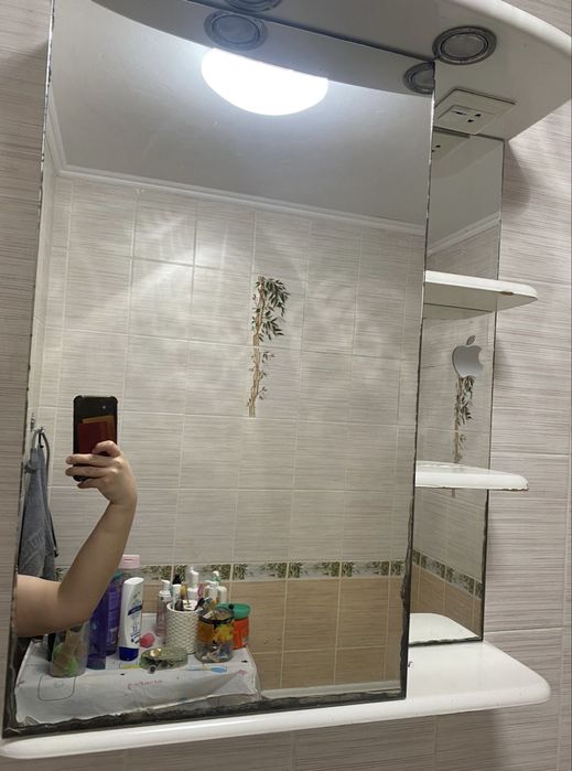 Продается зеркало