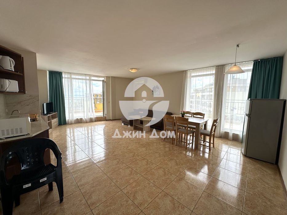 Продава се Тристаен апартамент в Ахелой - 224 кв.м за 643 €/кв.м - Снимка #1