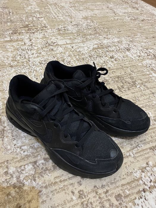 Мужские кроссовки