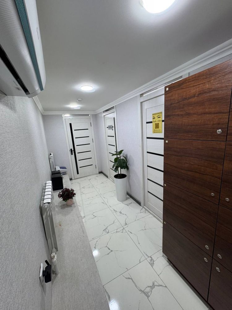 Элбек Виноград | 150кв - нежилое помещение вдоль дороги Продажа