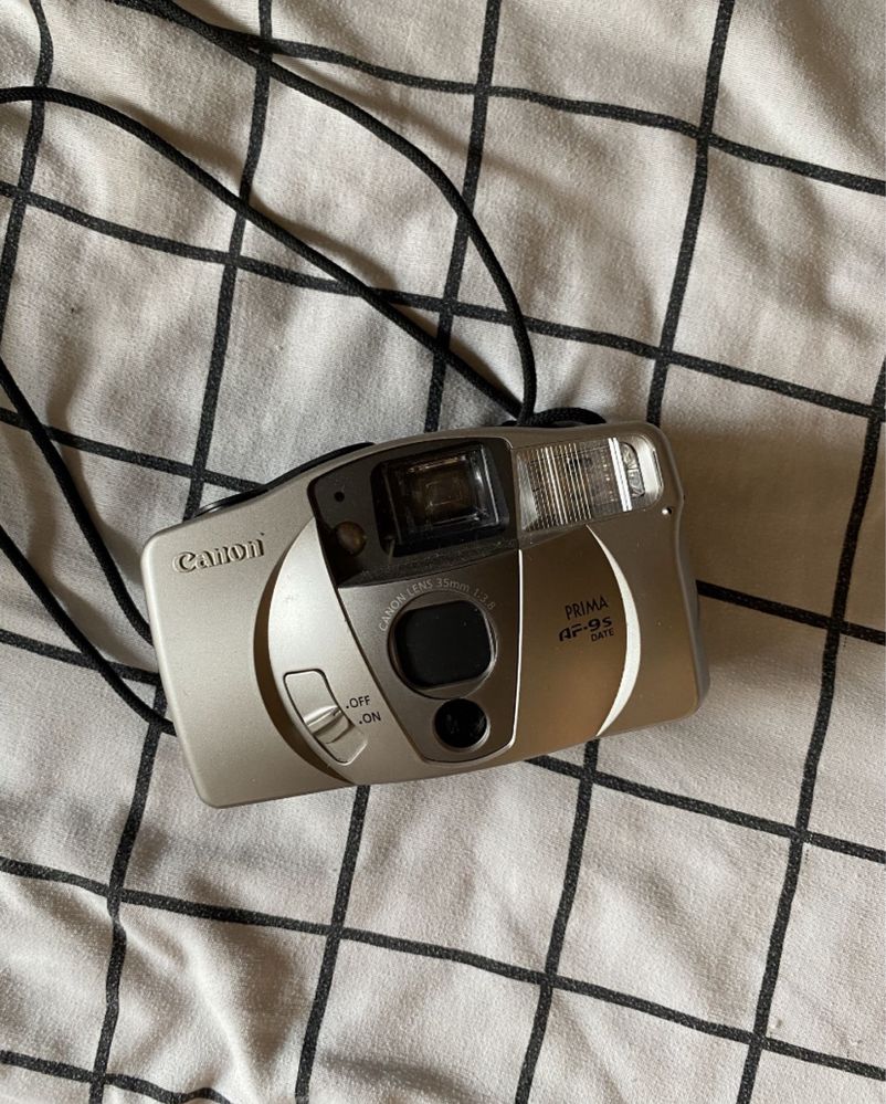 Canon prima af9s retro камера с лента