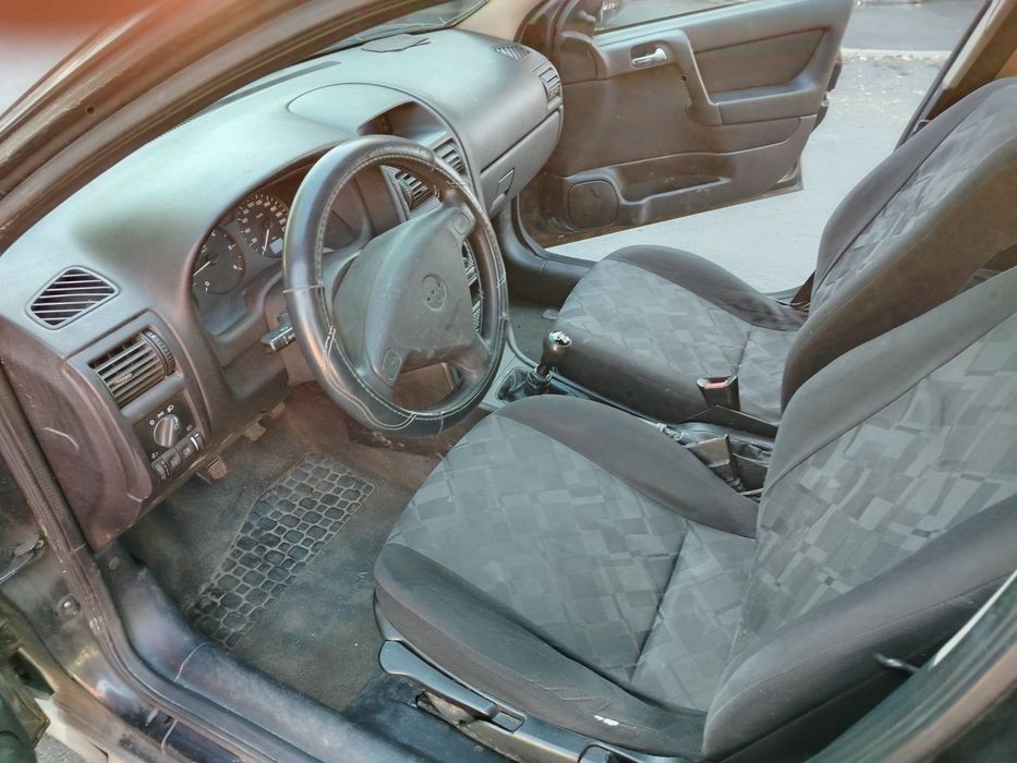 Vând Opel Astra g 1,7 tdi