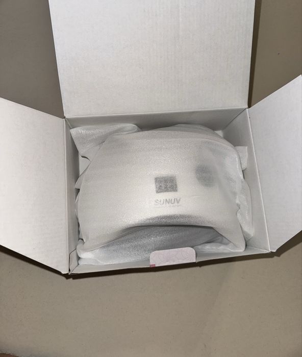 SUNUV  LED  лампа