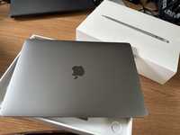 Macbook Air M1/256GbSSD/8gb Ram/batterylife100%